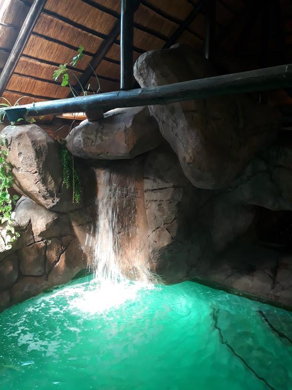 Pride Rock Accommodation Middelburg  Dış mekan fotoğraf