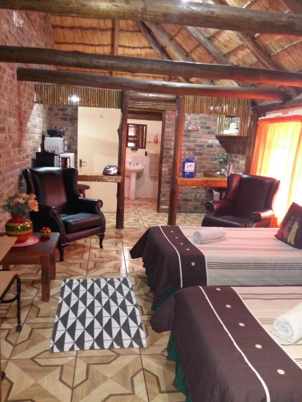 Pride Rock Accommodation Middelburg  Dış mekan fotoğraf