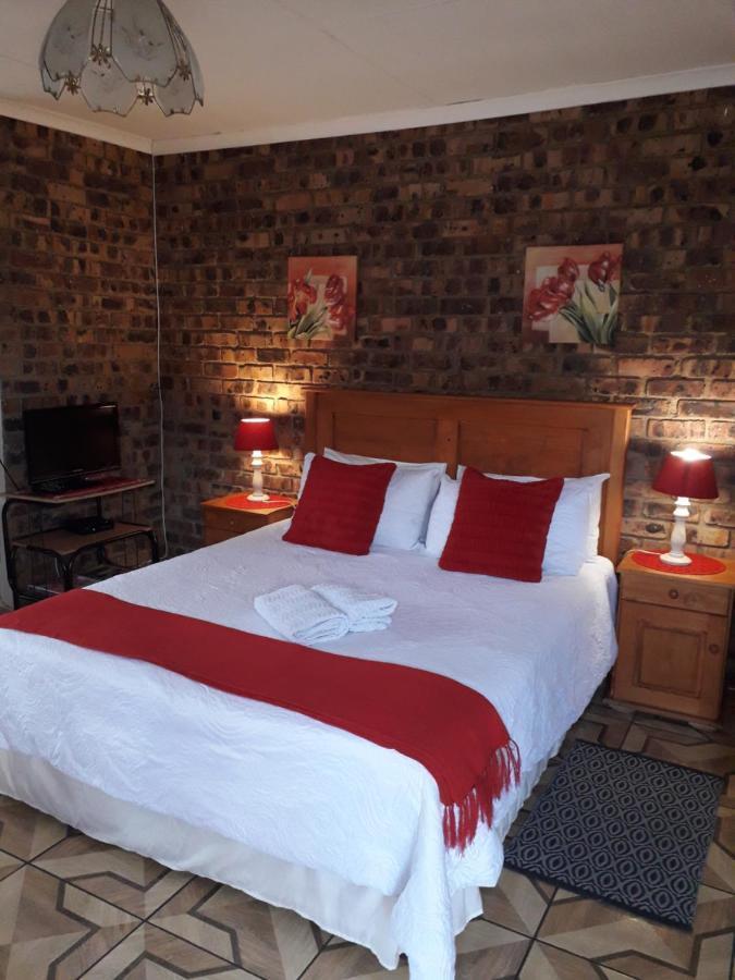 Pride Rock Accommodation Middelburg  Dış mekan fotoğraf